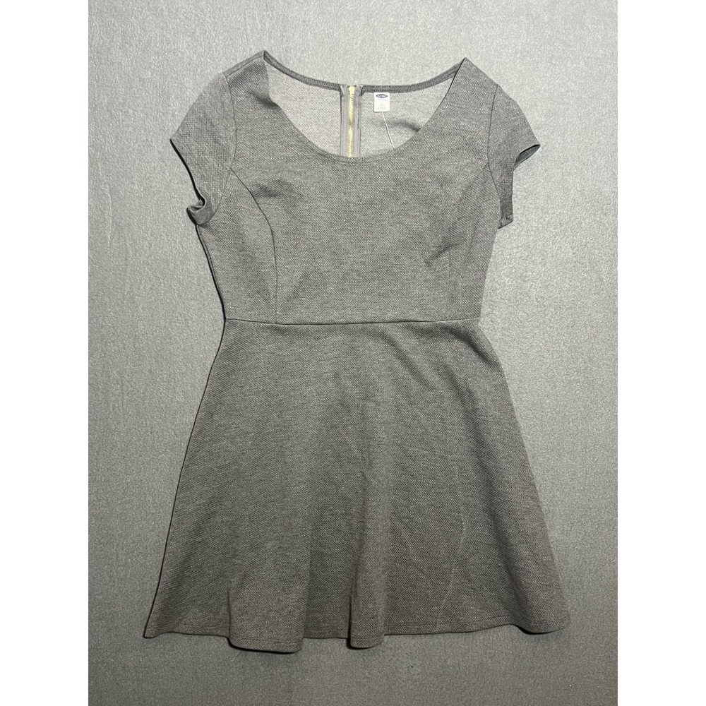 Old Navy Women's Gray Short Sleeve Textured Knit Fitβ & Flare Dress M Petite